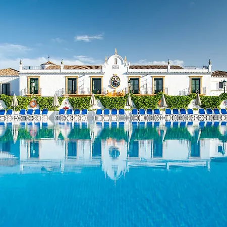 Hotel Globales Pueblo Andaluz San Pedro de Alcántara