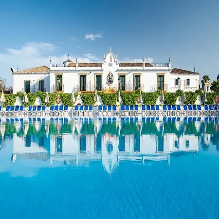 Hotel Globales Pueblo Andaluz San Pedro de Alcántara
