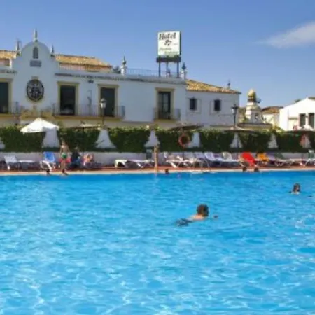 Globales Pueblo Andaluz Hotel 3*