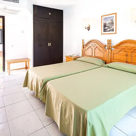 Globales Pueblo Andaluz 3* San Pedro de Alcántara