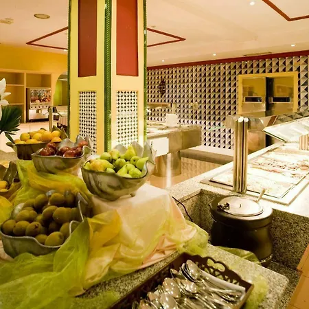Globales Pueblo Andaluz Szálloda 3*
